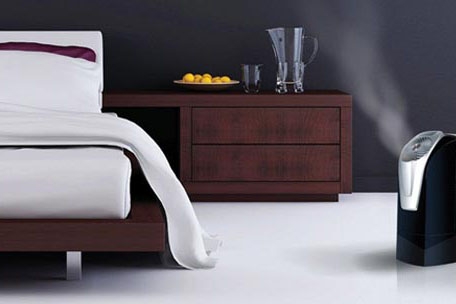 工業(yè)除濕機(jī)為什么一定要找專(zhuān)業(yè)有資質(zhì)的廠(chǎng)家訂購(gòu)？